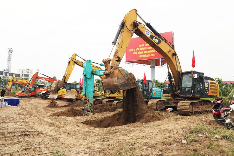 Người d&acirc;n Bắc Ninh nhận tiền bồi thường giải ph&oacute;ng mặt bằng dự &aacute;n đường s&acirc;n bay Gia B&igrave;nh - Ảnh 14.