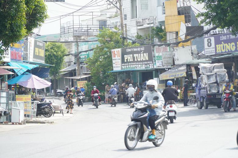 Cận cảnh dự &aacute;n mở rộng đường gần s&acirc;n bay T&acirc;n Sơn Nhất sau 21 năm chưa ho&agrave;n th&agrave;nh - Ảnh 14.