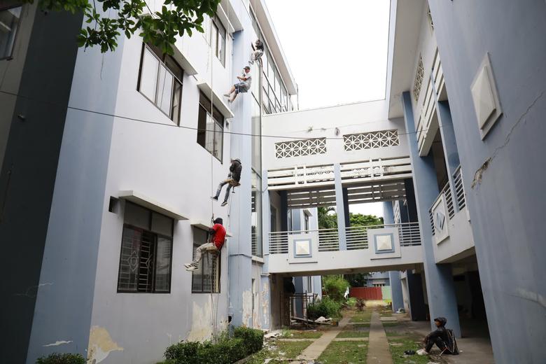 Biến trụ sở dôi dư thành trường học, bệnh viện phục vụ người dân - Ảnh 1.