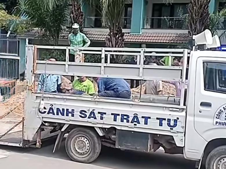 Tường bất ngờ đổ sập, đ&egrave; 2 c&ocirc;ng nh&acirc;n ở L&acirc;m Đồng, một người tử vong - Ảnh 1.