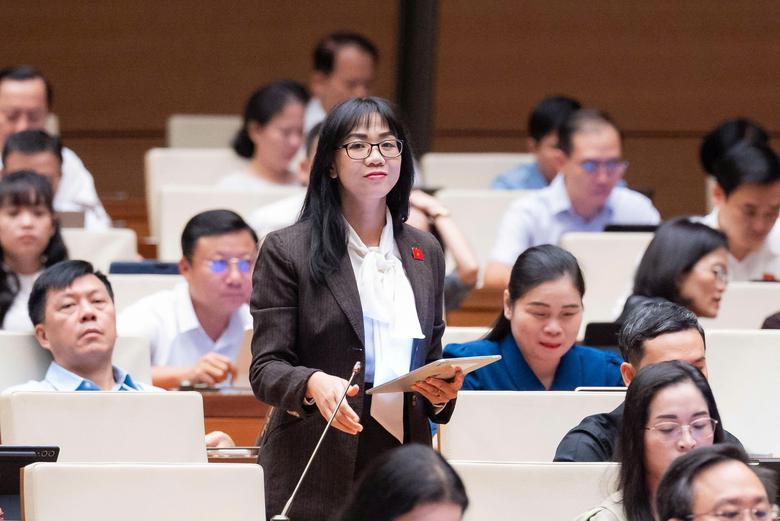 Đại biểu đề nghị kiểm so&aacute;t chặt rủi ro khi ng&acirc;n h&agrave;ng quản l&yacute; t&agrave;i sản bảo đảm tr&aacute;i phiếu - Ảnh 2.