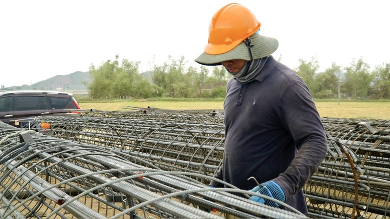 Xuy&ecirc;n lễ tr&ecirc;n c&ocirc;ng trường cao tốc Quy Nhơn - Pleiku , quyết t&acirc;m ho&agrave;n th&agrave;nh sớm - Ảnh 6.