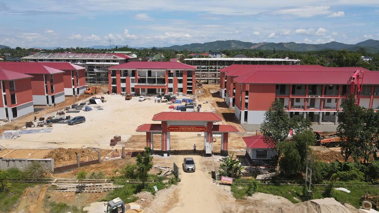 Chạy đua tiến độ, Nghệ An ho&agrave;n thiện trường li&ecirc;n cấp v&ugrave;ng cao trước khai giảng - Ảnh 3.