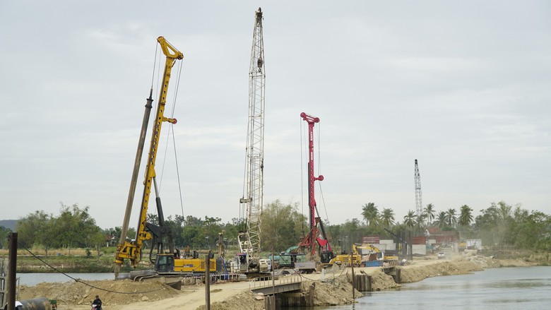 Xuy&ecirc;n lễ tr&ecirc;n c&ocirc;ng trường cao tốc Quy Nhơn - Pleiku , quyết t&acirc;m ho&agrave;n th&agrave;nh sớm - Ảnh 13.