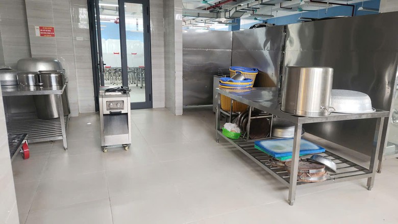 Phường T&acirc;y Mỗ dừng nh&agrave; cung cấp suất ăn trường Nguyễn Qu&yacute; Đức v&igrave; chậm chia suất- Ảnh 1.