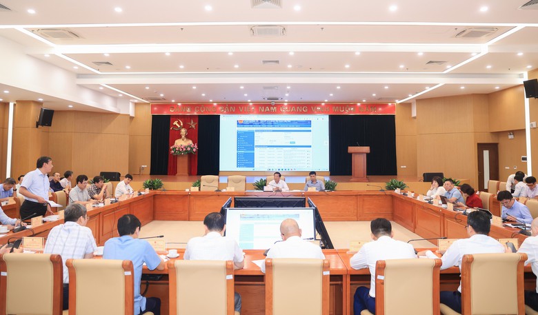 Bộ trưởng Trần Hồng Minh: Khoa học c&ocirc;ng nghệ phải tạo ra sản phẩm v&agrave; gi&aacute; trị thực tiễn- Ảnh 2.