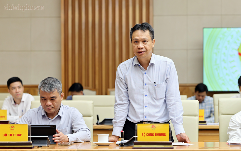 Ph&oacute; Thủ tướng Thường trực y&ecirc;u cầu xử l&yacute; thực chất c&aacute;c kiến nghị của doanh nghiệp x&acirc;y dựng- Ảnh 8.