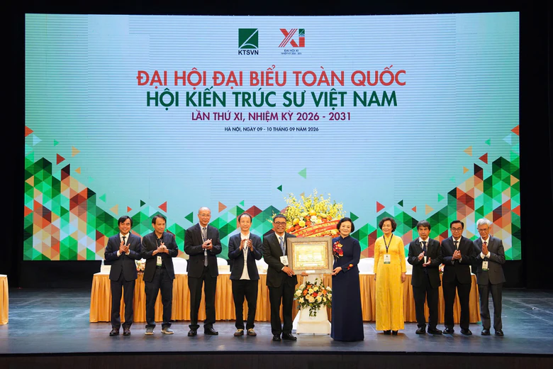 Ph&oacute; Thủ tướng: Kiến tr&uacute;c phải g&oacute;p phần tạo dựng những cộng đồng đ&aacute;ng sống- Ảnh 2.