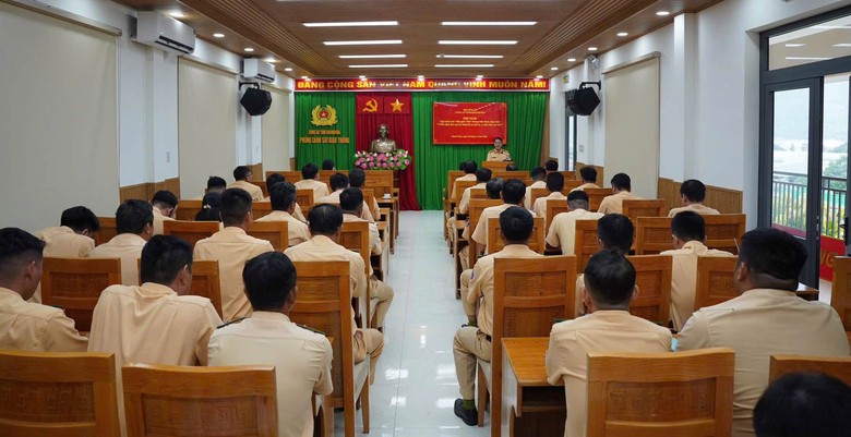 Kh&aacute;nh H&ograve;a x&acirc;y dựng đội ngũ &ldquo;tiểu gi&aacute;o vi&ecirc;n&rdquo; đ&agrave;o tạo kỹ năng l&aacute;i xe m&ocirc; t&ocirc; an to&agrave;n- Ảnh 1.