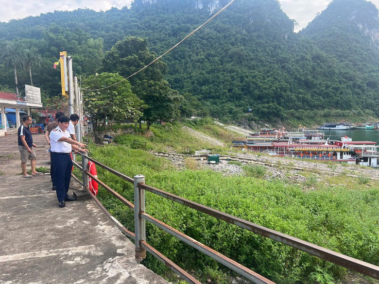 Cảng vụ Đường thủy nội địa Ph&uacute; Thọ: Chủ động quản l&yacute; giữ b&igrave;nh y&ecirc;n tr&ecirc;n những d&ograve;ng s&ocirc;ng, hồ- Ảnh 1.