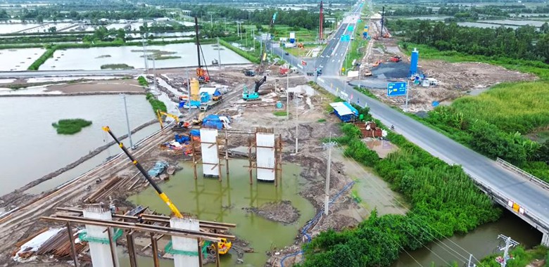 Ph&oacute; Thủ tướng Thường trực: Cao tốc miền T&acirc;y tương lai phải t&iacute;nh phương &aacute;n cầu cạn - Ảnh 2.