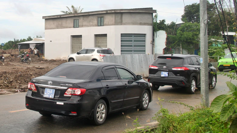 Cà Mau: Đảm bảo nhà ở công vụ, xe công cho chính quyền cơ sở sau sáp nhập - Ảnh 3.