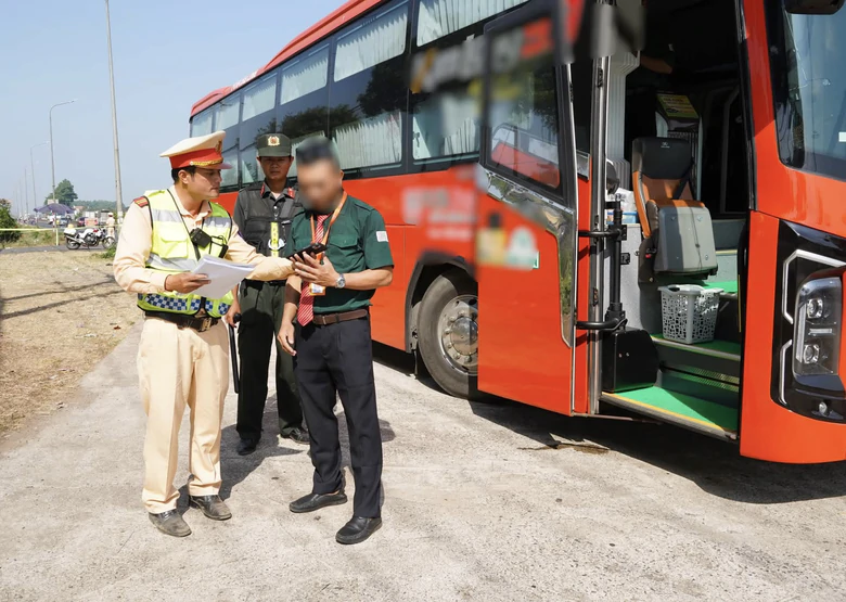 Đồng Nai: Lập bản đồ khoanh v&ugrave;ng nhận diện điểm đen để k&eacute;o giảm tai nạn giao th&ocirc;ng- Ảnh 1.
