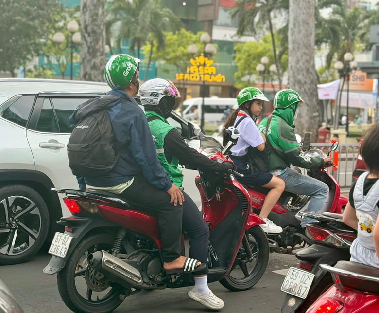 TP.HCM: 400.000 t&agrave;i xế xe c&ocirc;ng nghệ v&agrave; b&agrave;i to&aacute;n an sinh- Ảnh 6.