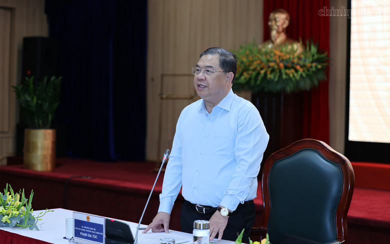 Ph&oacute; thủ tướng: Đẩy mạnh nguồn điện mặt trời m&aacute;i nh&agrave;, cơ chế mua b&aacute;n điện trực tiếp- Ảnh 2.