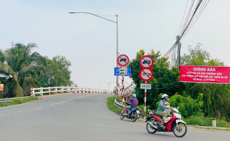 Vĩnh Long: Dừng việc đi lại qua cầu Mỏ C&agrave;y tr&ecirc;n QL60 từ ng&agrave;y 20/9- Ảnh 1.