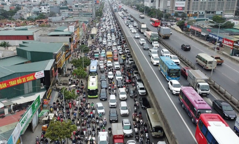 H&agrave; Nội: Đề xuất bỏ l&agrave;n dừng khẩn cấp ở đường V&agrave;nh đai 3 tr&ecirc;n cao- Ảnh 1.