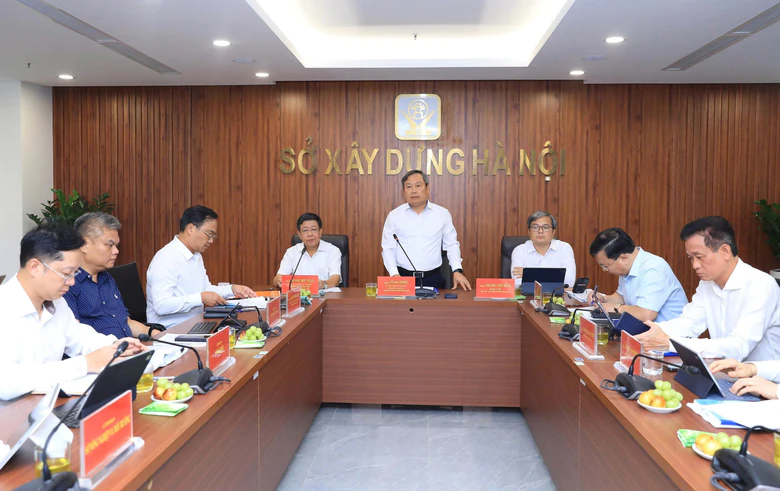 Chủ tịch H&agrave; Nội y&ecirc;u cầu Sở X&acirc;y dựng th&uacute;c đẩy c&aacute;c động lực tăng trưởng- Ảnh 1.