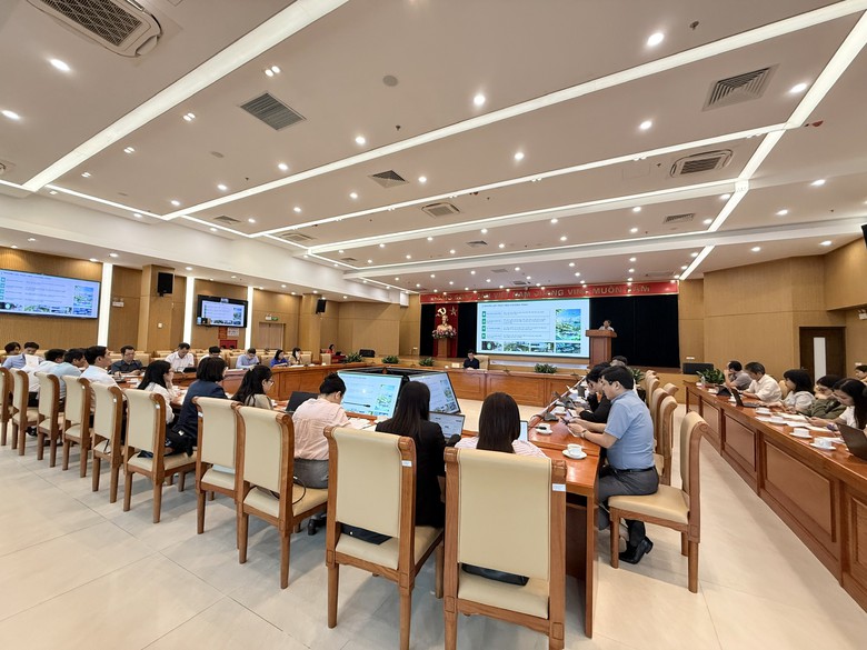 Sửa Quyết định 876, loạt mục tiêu 100% chuyển đổi xanh từ xe buýt đến máy bay - Ảnh 1.