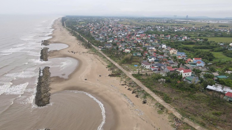 Tăng sức chống chịu cho đ&ecirc; biển H&agrave; Tĩnh trước thi&ecirc;n tai cực đoan- Ảnh 3.