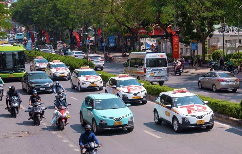 Sửa Quyết định 876, loạt mục tiêu 100% chuyển đổi xanh từ xe buýt đến máy bay - Ảnh 2.