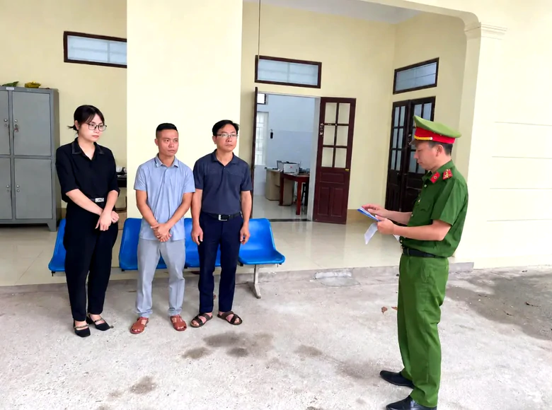Phú Thọ: Khởi tố 3 bị can về hành vi mua bán trái phép hóa đơn trong kinh doanh vận tải- Ảnh 1.