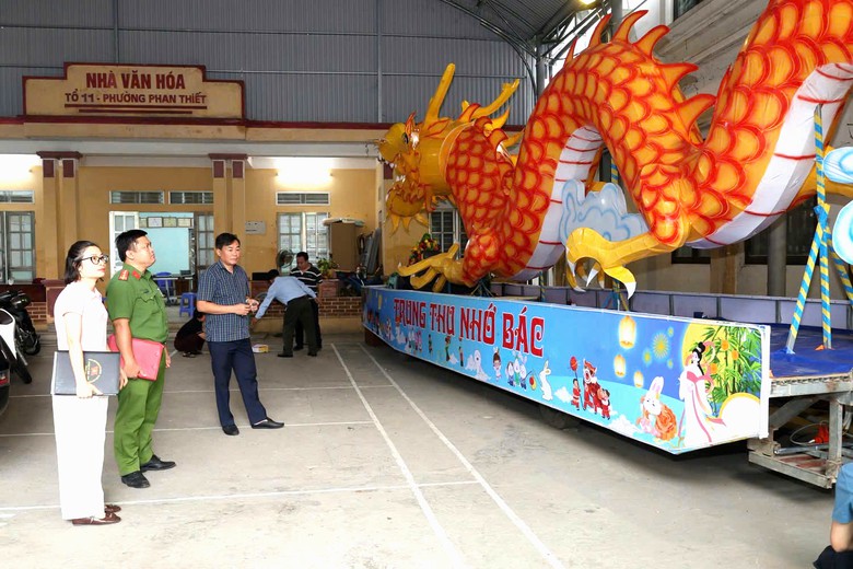 Phân luồng giao thông, đảm bảo an toàn Lễ hội Thành Tuyên- Ảnh 1.