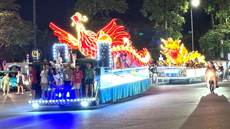 Phân luồng giao thông, đảm bảo an toàn Lễ hội Thành Tuyên- Ảnh 2.