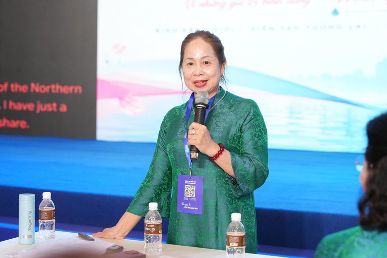 Thu hẹp khoảng cách giới, phát huy vai trò nữ lãnh đạo ngành Nước - Ảnh 3.