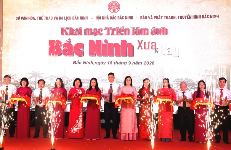 Ấn tượng triển lãm ảnh Bắc Ninh xưa và nay- Ảnh 1.