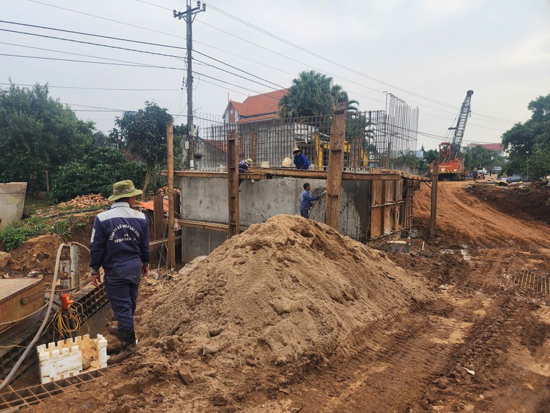 Lâm Đồng: Hai dự án cầu Tiền Lâm, Phi Tô dự kiến về đích sớm 6 tháng- Ảnh 9.