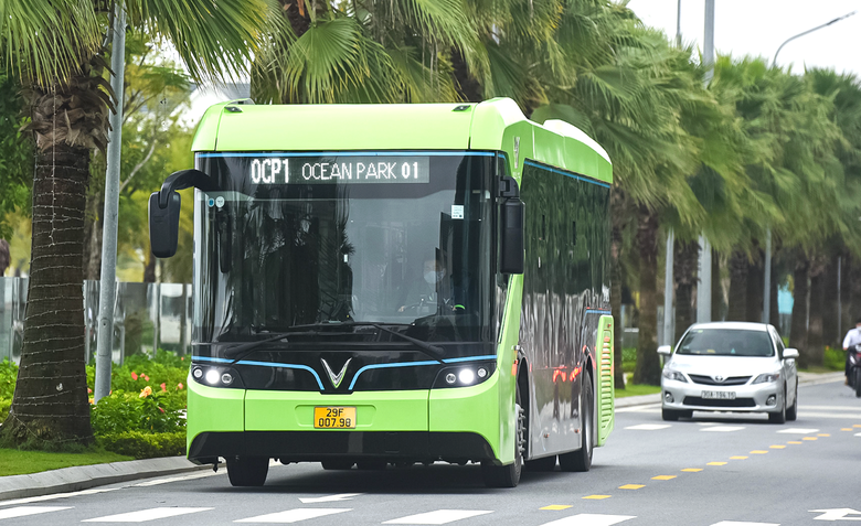 Từ ưu đãi thuế đến hỗ trợ mua xe: Chính sách nào đang thúc đẩy giao thông xanh?- Ảnh 2.