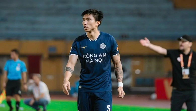Vì sao Đoàn Văn Hậu bị gạch tên ở tuyển Việt Nam dù vừa vô địch AFF Cup 2026?- Ảnh 2.
