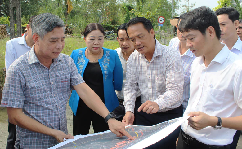 Cần Thơ yêu cầu hoàn tất giải phóng mặt bằng đường tỉnh 923 trong tháng 9- Ảnh 1.