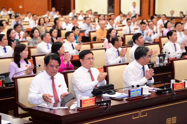 Bí thư Thành ủy TP.HCM: Nghị quyết không phải đích đến, kết quả mới là mục tiêu- Ảnh 2.