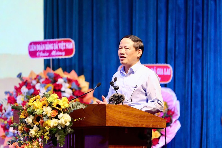 Chuyển giao đội bóng đá nữ Đak Đoa về CLB Hoàng Anh Gia Lai- Ảnh 2.
