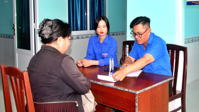 Cà Mau lấy công nghệ làm động lực, phấn đấu kinh tế số chiếm 20% GRDP- Ảnh 1.
