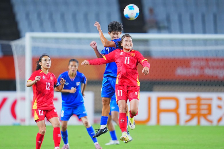 Hòa kịch tính Thái Lan, tuyển nữ Việt Nam vào tứ kết ASIAD 20- Ảnh 1.
