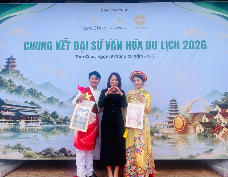Hai sinh viên Học viện Hàng không giành quán quân, á quân Đại sứ Văn hóa Du lịch- Ảnh 3.