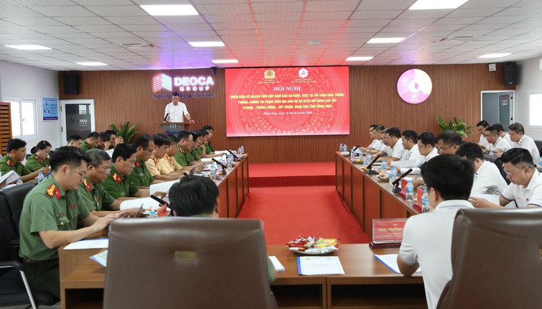 Lắp "mắt thần" giám sát công trường mở rộng cao tốc TP.HCM - Mỹ Thuận- Ảnh 3.