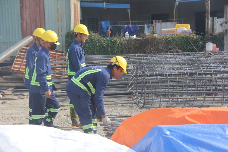 Lắp "mắt thần" giám sát công trường mở rộng cao tốc TP.HCM - Mỹ Thuận- Ảnh 2.