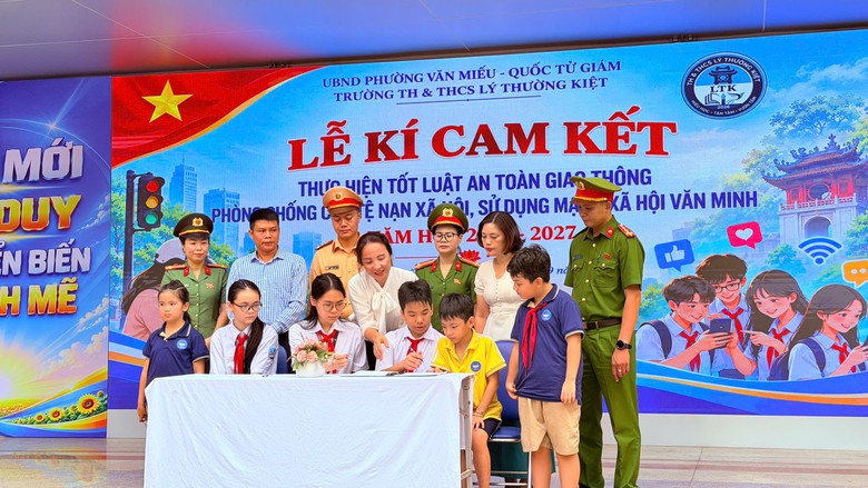 Học sinh Hà Nội được tuyên truyền pháp luật, kỹ năng tự bảo vệ - Ảnh 10.