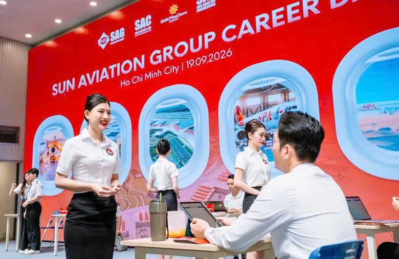 Sun Group đến Học viện Hàng không 'săn' nhân lực, phỏng vấn và trả kết quả trong 24 giờ- Ảnh 1.