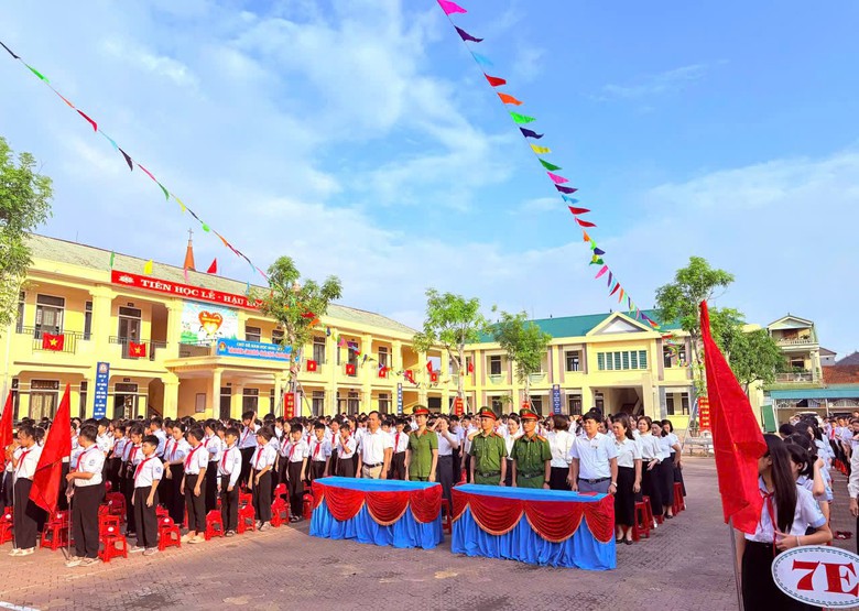 Học sinh Hà Nội được tuyên truyền pháp luật, kỹ năng tự bảo vệ - Ảnh 16.