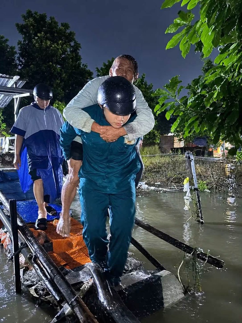 Mưa lớn gây ngập ở Đồng Nai: Đang tìm kiếm người nghi mất tích do nước cuốn- Ảnh 13.