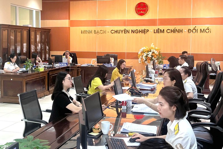 Thuế GTGT: Không giữ tất cả tiền hoàn vì có một phần rủi ro - Ảnh 1.