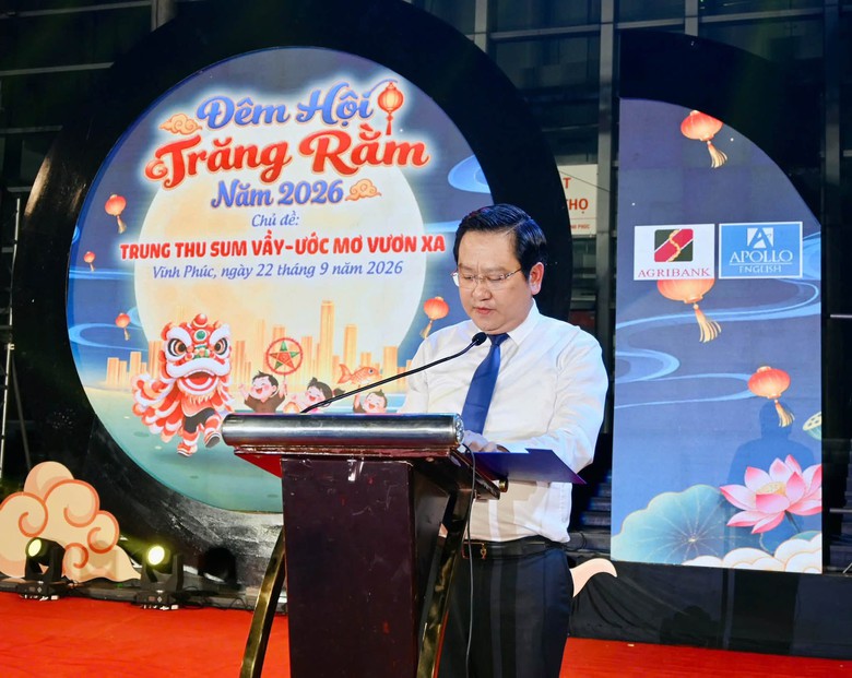 Phú Thọ rộn ràng đêm hội Trăng rằm tại phường Vĩnh Phúc- Ảnh 1.