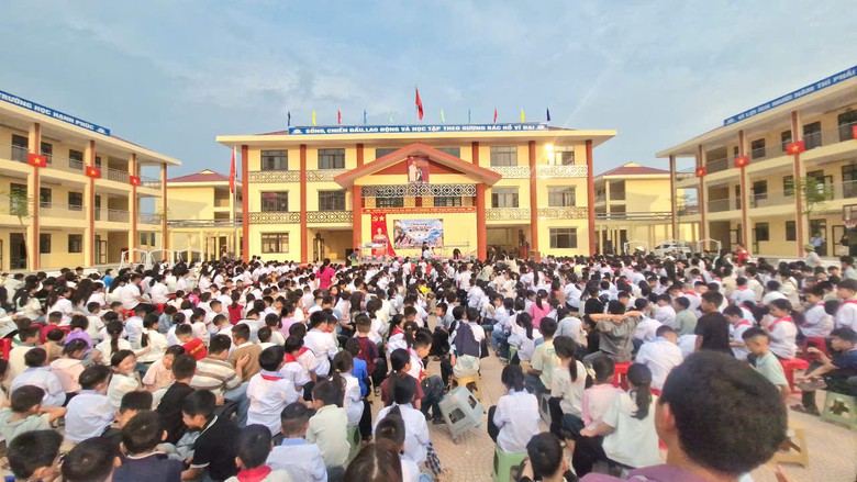 Xúc động tiết học đặc biệt ở  trường nội trú liên cấp nơi biên giới Xứ Lạng- Ảnh 3.
