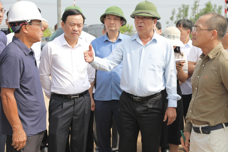 Bộ trưởng Trần Hồng Minh: Thi công quốc lộ 2 cần quyết liệt, đồng bộ, liên tục - Ảnh 2.