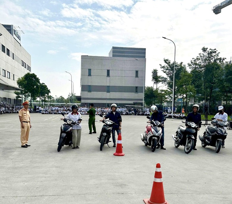 Ninh Bình: Gần 5.000 công nhân được đào tạo kỹ năng lái xe an toàn- Ảnh 1.